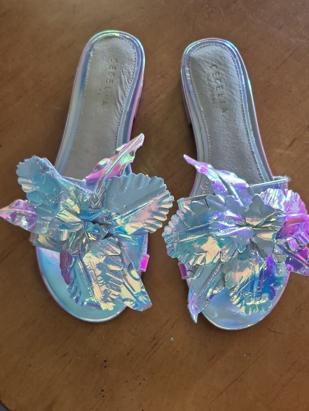 Cecelia Lila Iridescent Floral Slide Sandals - Size 7 **Some Damage** **READ**